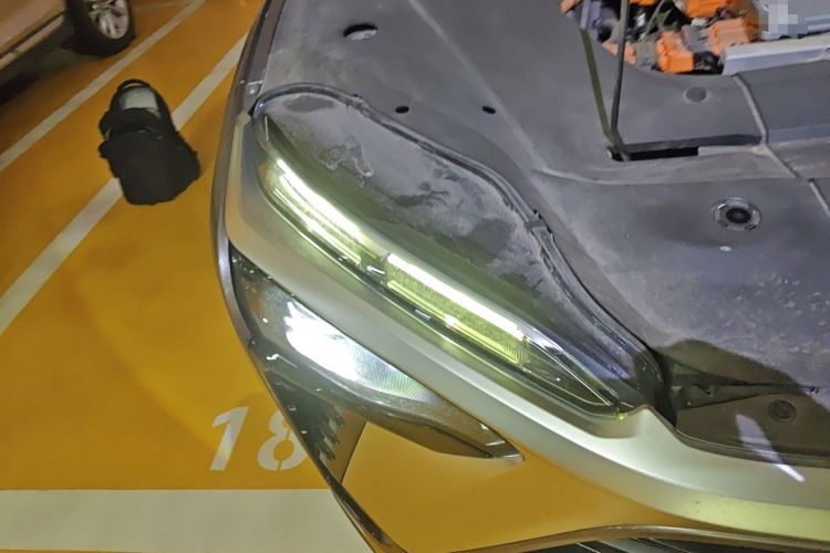 Used Nio ES8 2020 415 km Range 7-Seater Version Right Front Headlight