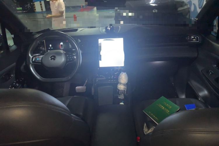 Used Nio ES8 2020 580 km Range Six-Seater Version Center Console