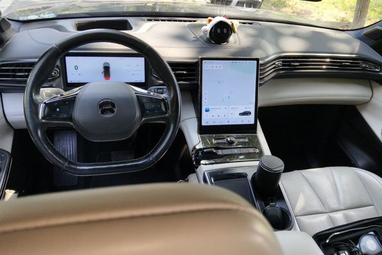 Used Nio ES8  Center Console