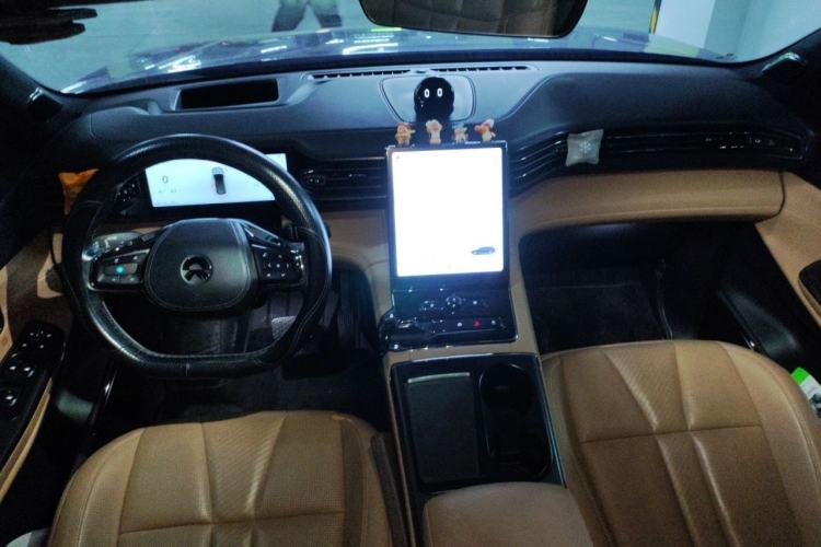 Used Nio ES8 2020 580 km Range Six-Seater Version Center Console