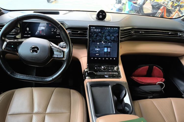 Used Nio ES8 2020 450KM Signature Edition Six-Seater Version Center Console