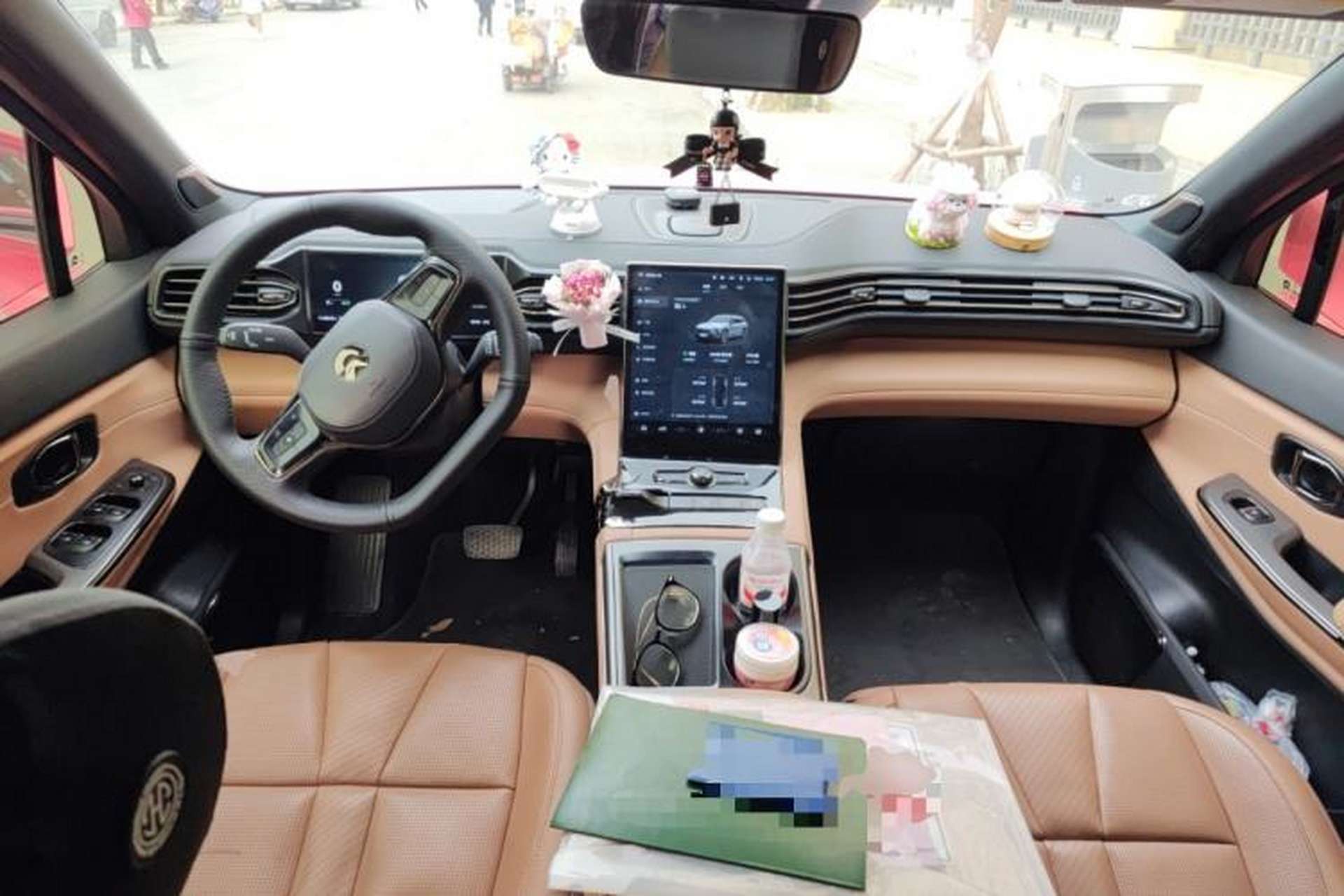 Used Nio ES8 2020 415 km Range 6-Seater Version Center Console