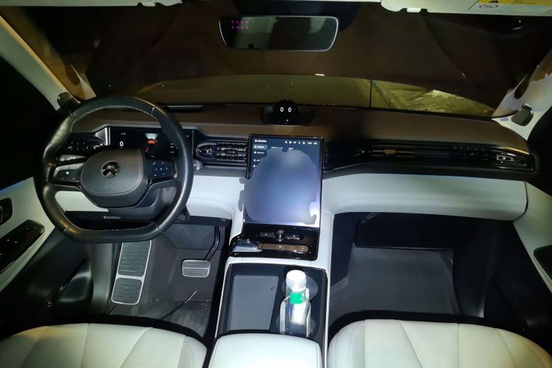 Used Nio ES8 2020 415 km Signature Edition 6-Seater Version Center Console