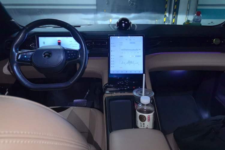 Used Nio ES8  Center Console