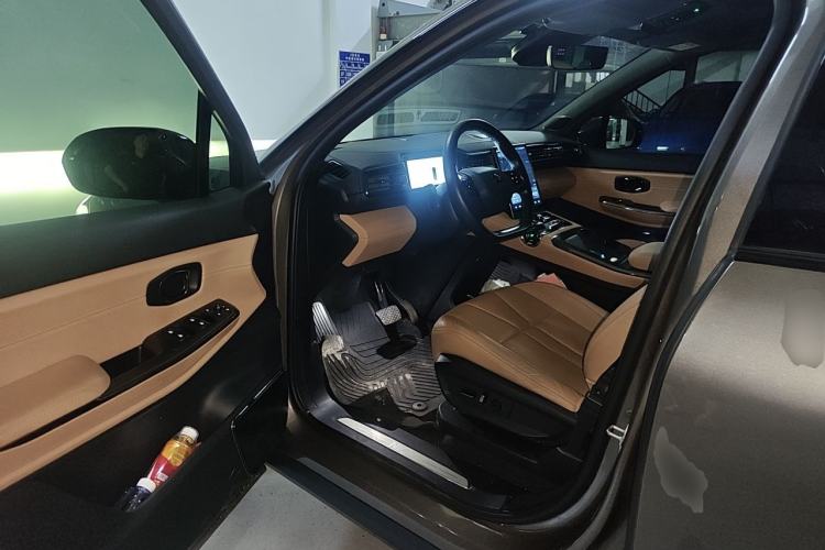 Used Nio ES8 2020 415 km Range 6-Seater Version Driver Seat
