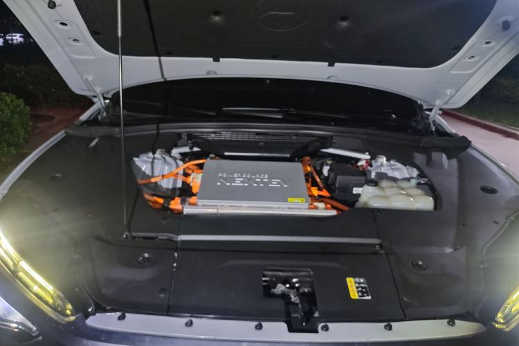 Used Nio ES8 2020 415 km Range 6-Seater Version Engine Bay