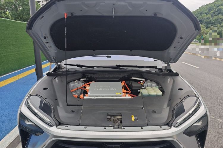 Used Nio ES8 2020 580 km Range Signature Edition Six-Seater Version Engine Bay
