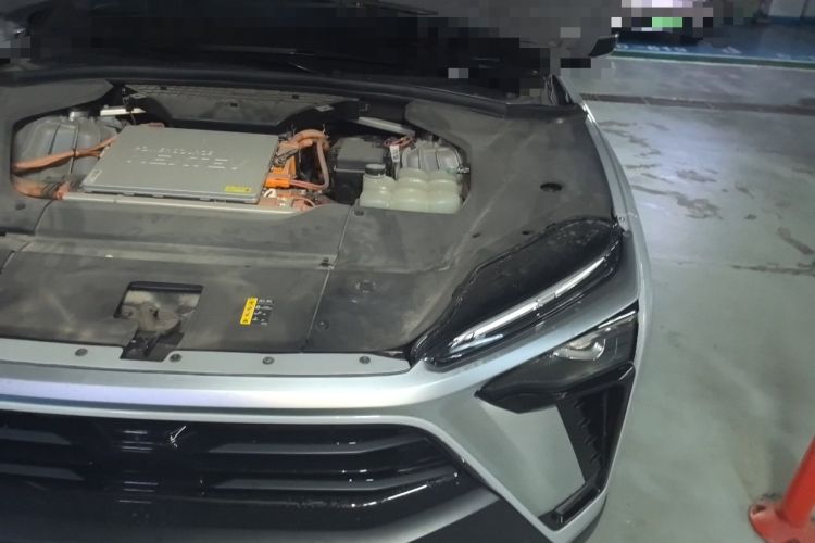 Used Nio ES8 2020 580 km Range Six-Seater Version Engine Bay Left