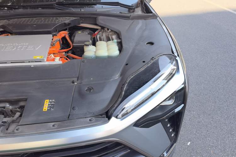 Used Nio ES8 2020 450KM Signature Edition Six-Seater Version Engine Bay Left