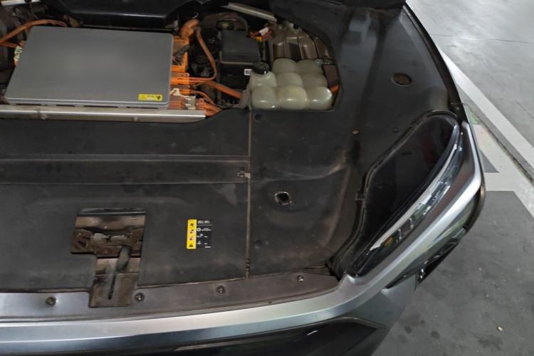 Used Nio ES8 2020 415 km Range 7-Seater Version Engine Bay Left
