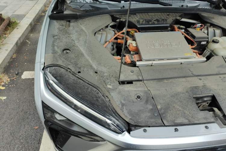 Used Nio ES8 2020 415 km Range 7-Seater Version Engine Bay Right