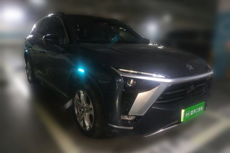 Used Nio ES8 2020 580 km Range Six-Seater Version Front Right 45 Deg