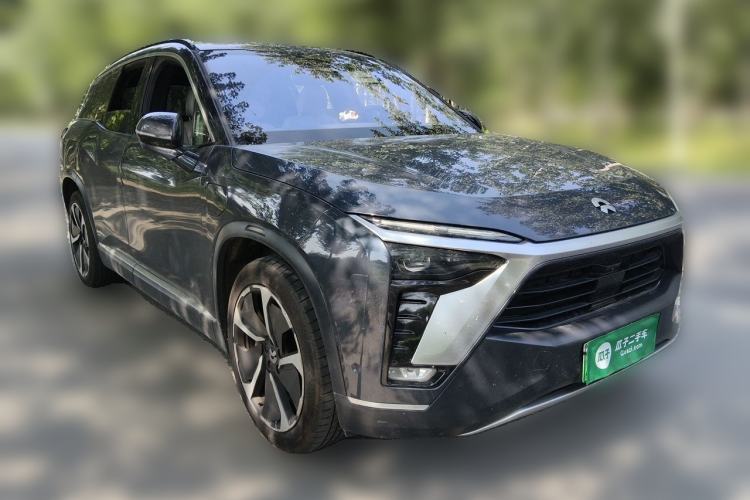 Used Nio ES8  Front Right 45 Deg