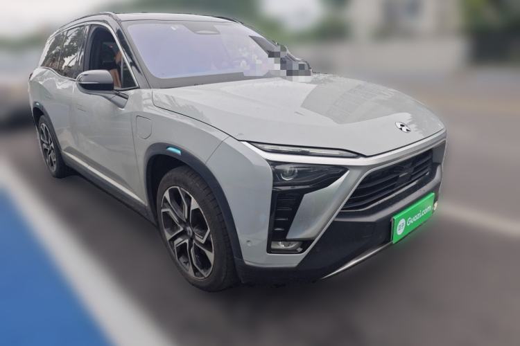 Used Nio ES8 2020 580 km Range Signature Edition Six-Seater Version Front Right 45 Deg