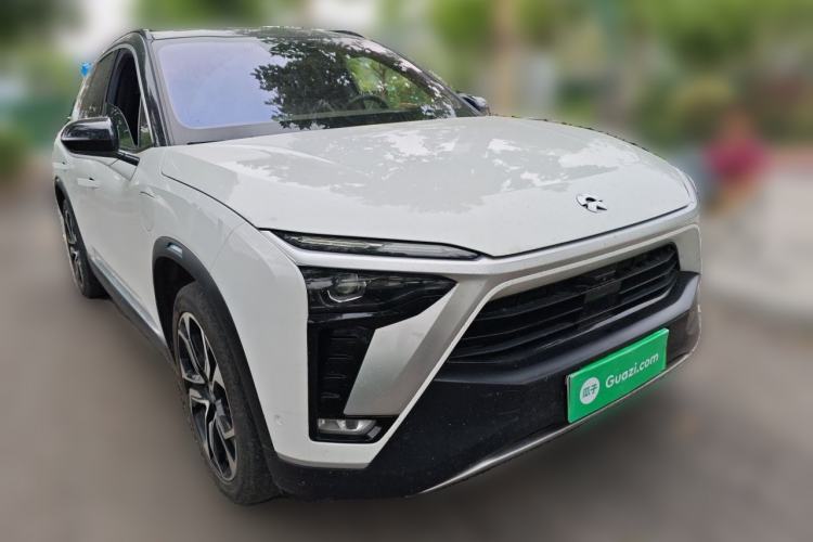 Used Nio ES8 2020 580 km Range Signature Edition Six-Seater Version Front Right 45 Deg