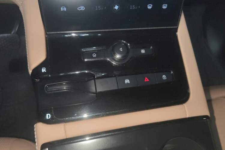 Used Nio ES8 2020 415 km Range 6-Seater Version Gear Lever