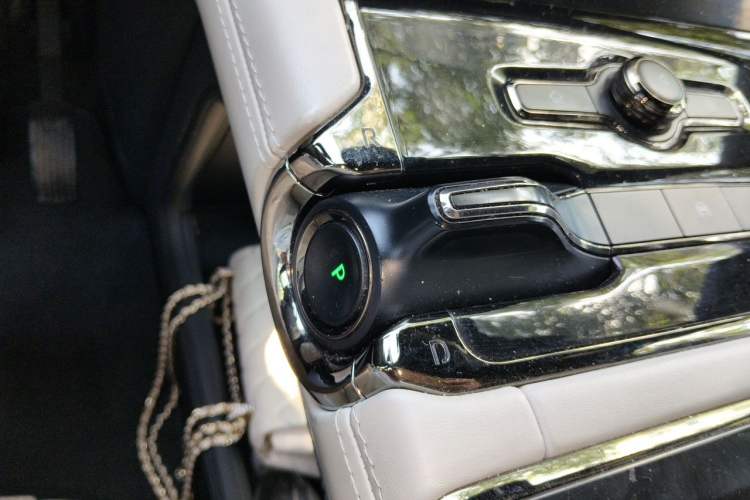 Used Nio ES8  Gear Lever