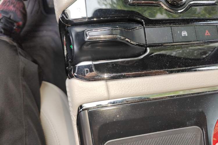 Used Nio ES8 2020 415 km Range 7-Seater Version Gear Lever