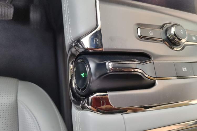 Used Nio ES8 2020 485 km Signature Edition Six-Seater Version Gear Lever