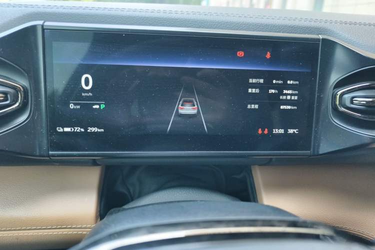 Used Nio ES8 2020 450 km Range 6-Seater Version Instrument Cluster