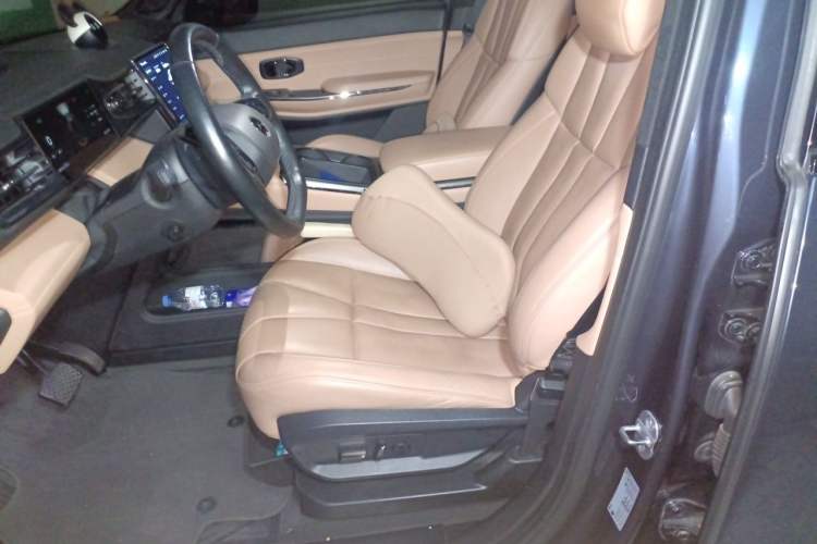 Used Nio ES8 2020 415 km Signature Edition 6-Seater Version Left Front Seat