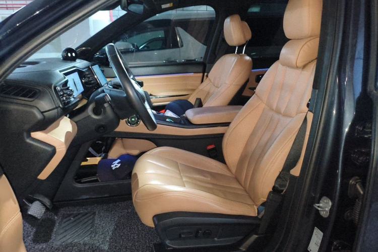 Used Nio ES8 2020 580 km Range Signature Edition Six-Seater Version Left Front Seat