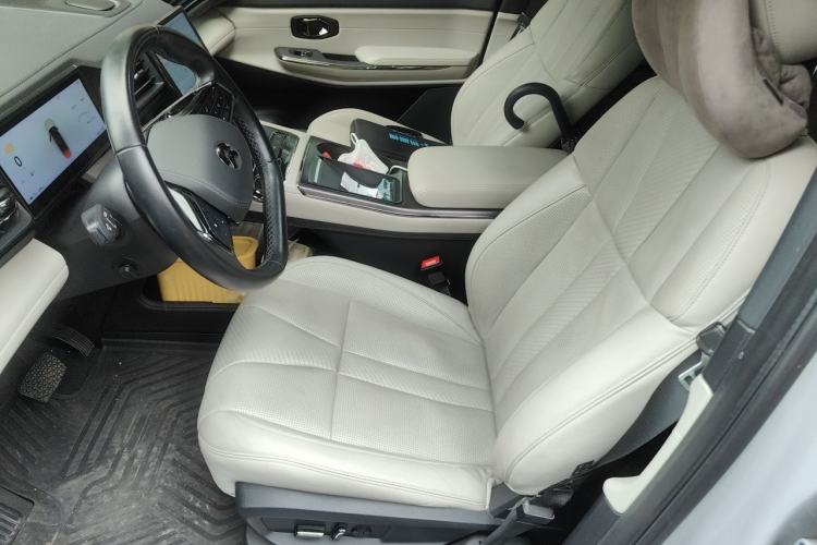 Used Nio ES8 2020 415 km Range 7-Seater Version Left Front Seat