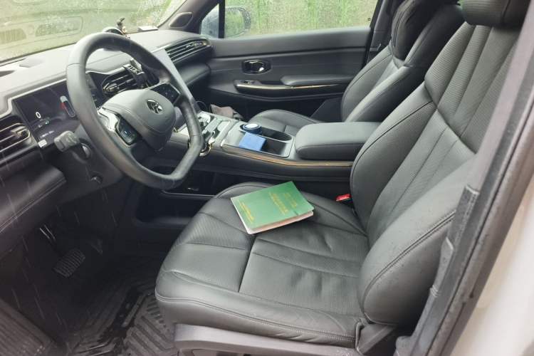 Used Nio ES8 2020 580 km Range 7-Seater Version Left Front Seat