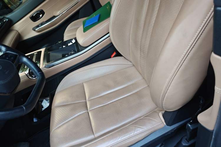 Used Nio ES8 2020 415 km Signature Edition 6-Seater Version Left Front Seat