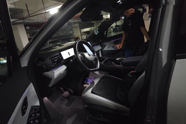 Used Nio ES8 2020 415 km Range 6-Seater Version Left Front Seat