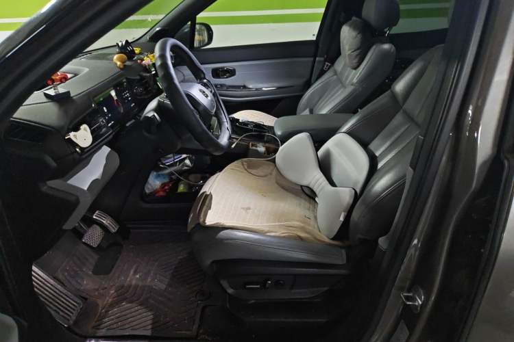 Used Nio ES8 2020 415 km Range 7-Seater Version Left Front Seat