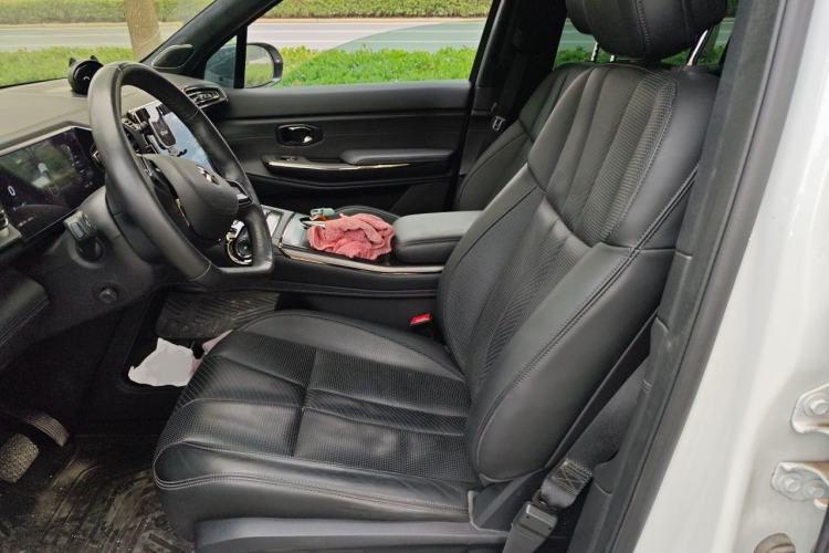 Used Nio ES8 2020 580 km Range Signature Edition Six-Seater Version Left Front Seat