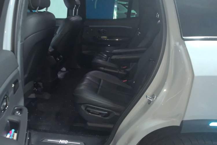 Used Nio ES8 2020 580 km Range Six-Seater Version Left Rear Seat