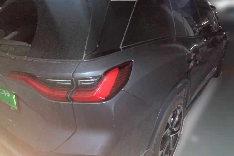 Used Nio ES8 2020 415 km Signature Edition 6-Seater Version Rear Right 45 Deg