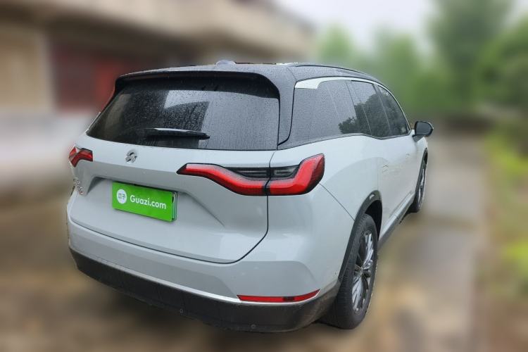 Used Nio ES8 2020 580 km Range 7-Seater Version Rear Right 45 Deg