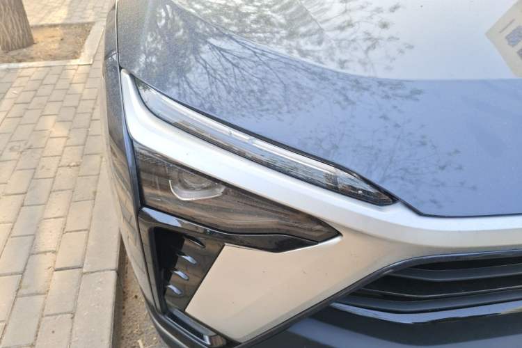 Used Nio ES8 2020 415 km Range 7-Seater Version Right Front Headlight