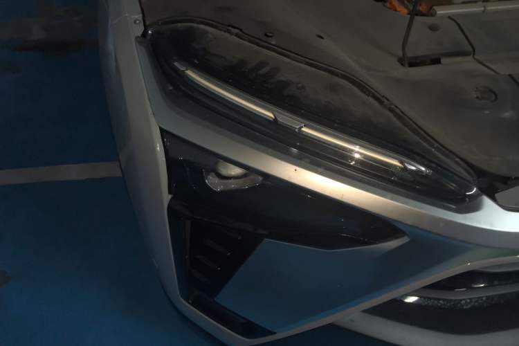 Used Nio ES8 2020 580 km Range Six-Seater Version Right Front Headlight