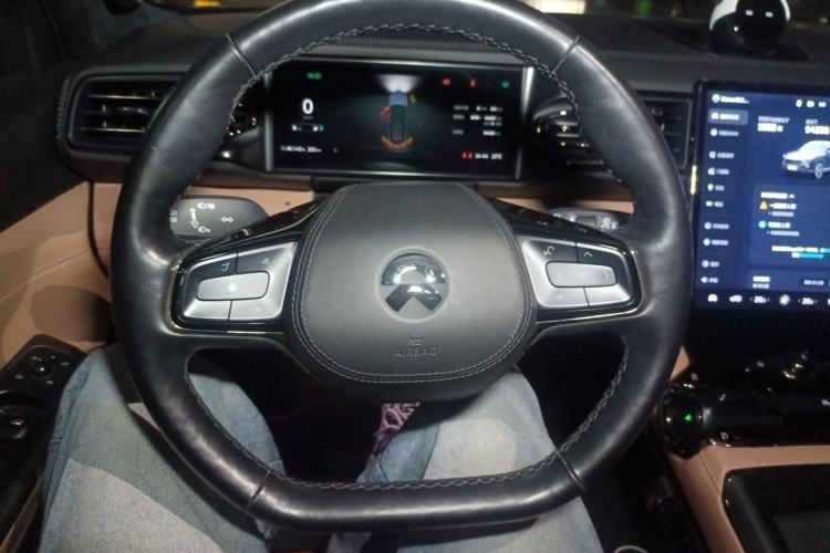 Used Nio ES8 2020 415 km Signature Edition 6-Seater Version Steering Wheel