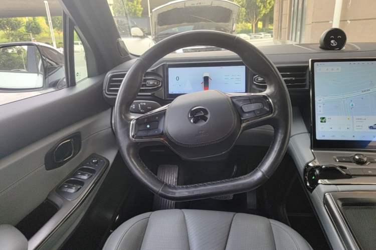 Used Nio ES8 2020 485 km Signature Edition Six-Seater Version Steering Wheel