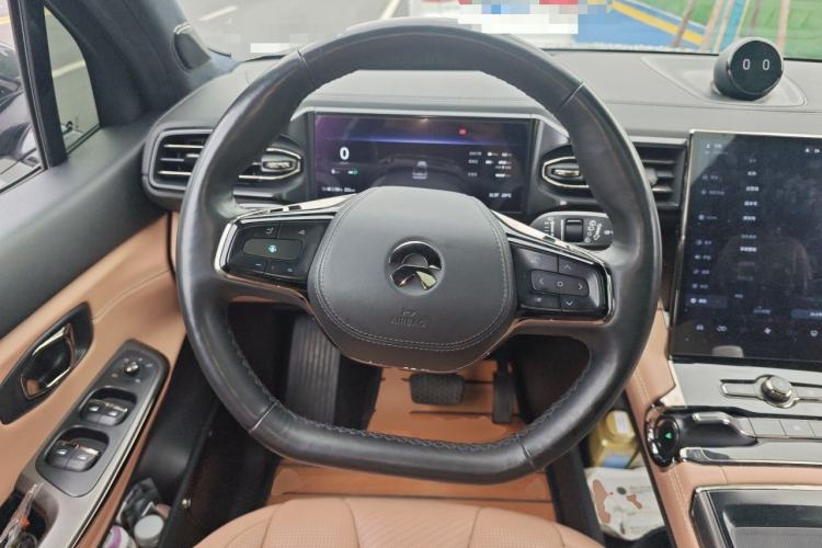 Used Nio ES8 2020 580 km Range Signature Edition Six-Seater Version Steering Wheel