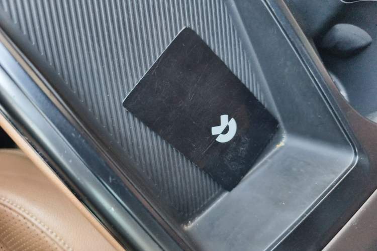Used Nio ES8 2020 450 km Range 6-Seater Version Vehicle Key