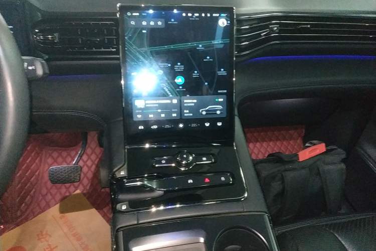 Used Nio ES8 2020 580 km Range 7-Seater Version Audio And AC Panel