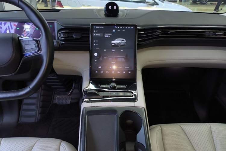 Used Nio ES8 2020 415 km Signature Edition 6-Seater Version Audio And AC Panel