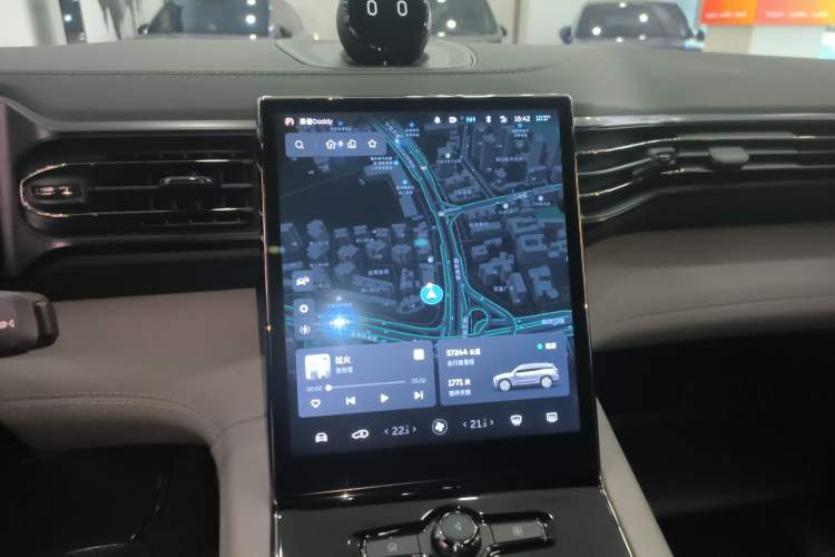 Used Nio ES8 2020 580 km Signature Edition 7-Seater Version Audio And AC Panel