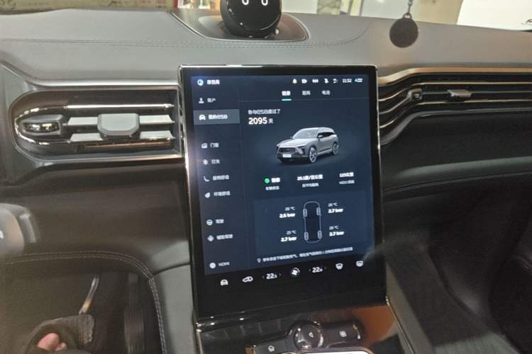 Used Nio ES8 2020 415 km Signature Edition 6-Seater Version Audio And AC Panel