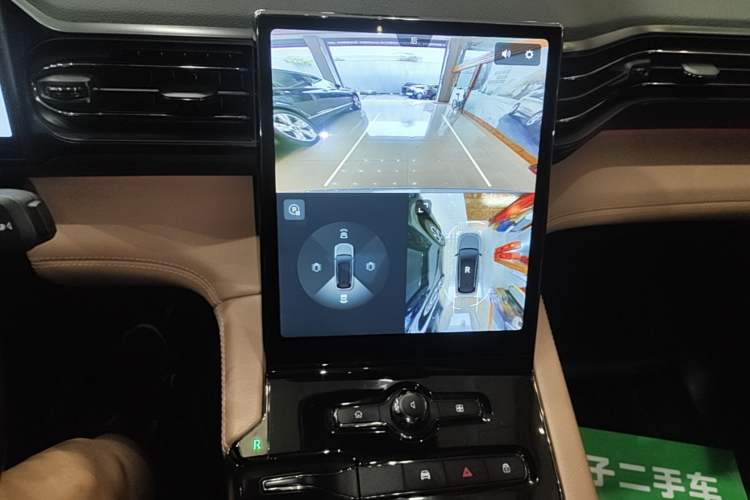Used Nio ES8 2020 580 km Range Six-Seater Version Audio And AC Panel