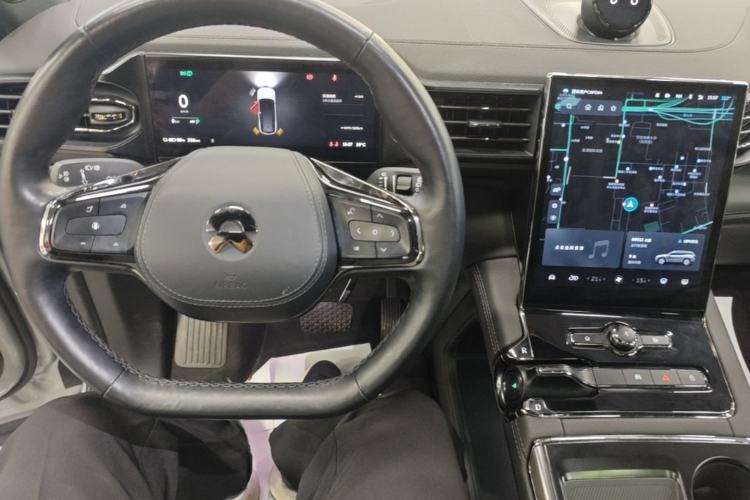 Used Nio ES8 2020 580 km Range Six-Seater Version Center Console