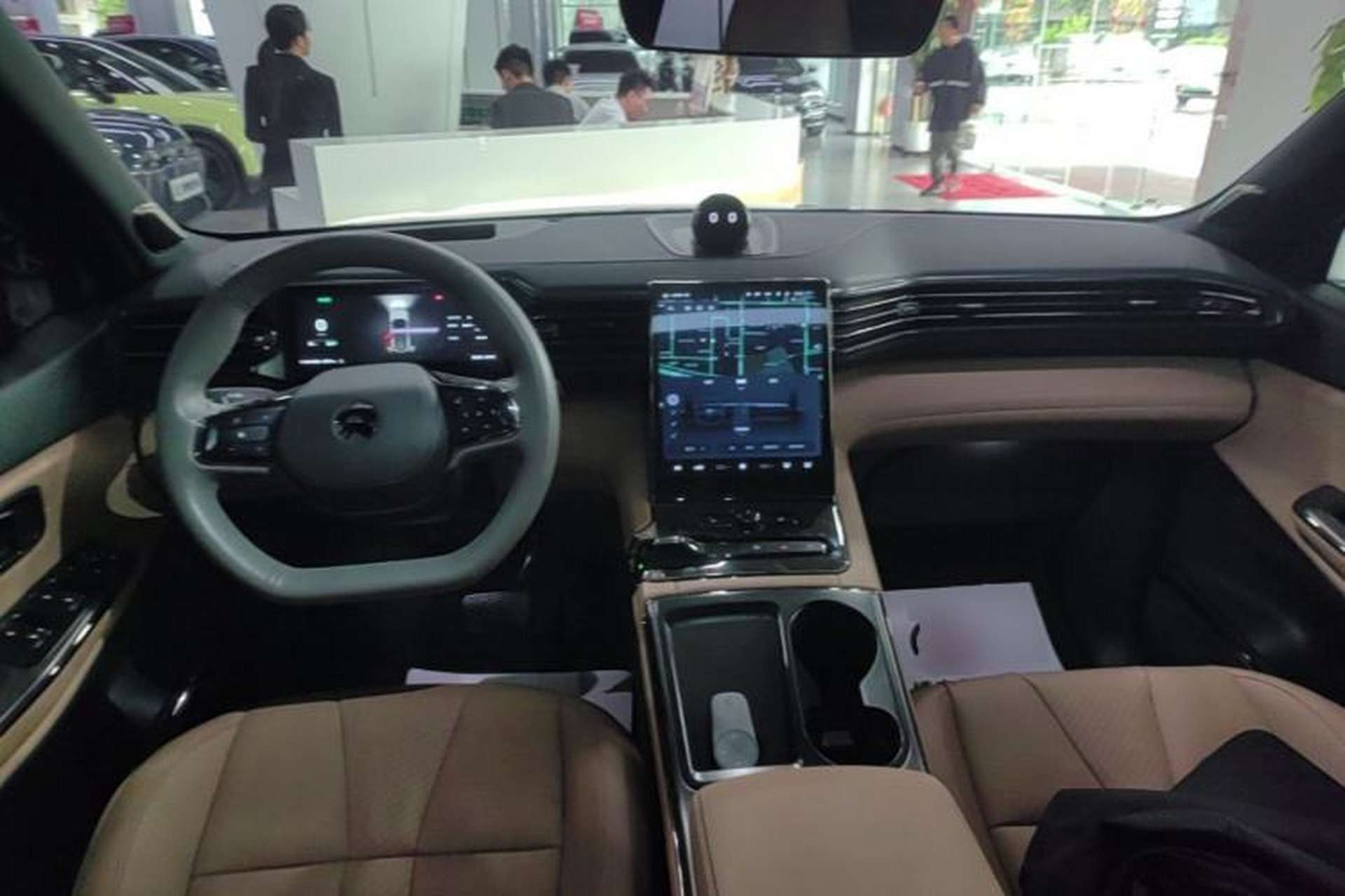 Used Nio ES8 2020 415 km Range 6-Seater Version Center Console