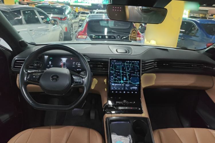 Used Nio ES8 2020 415 km Range 6-Seater Version Center Console