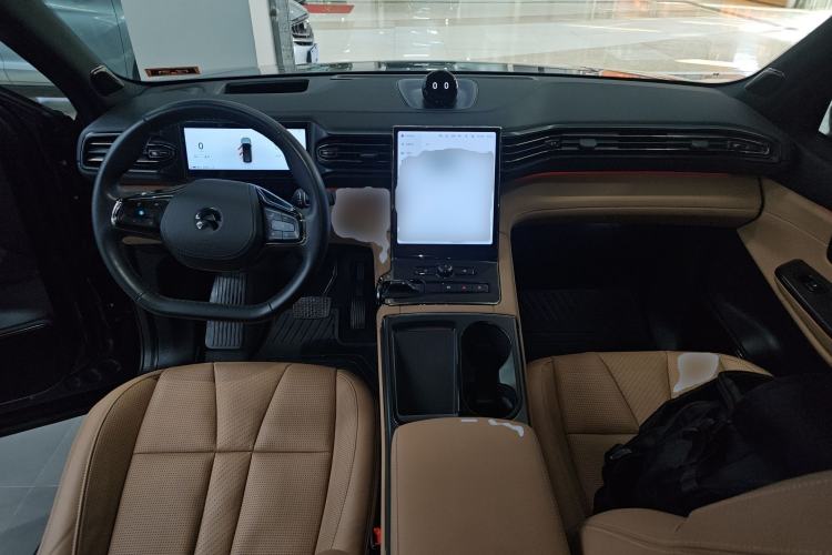 Used Nio ES8 2020 415 km Range 6-Seater Version Center Console